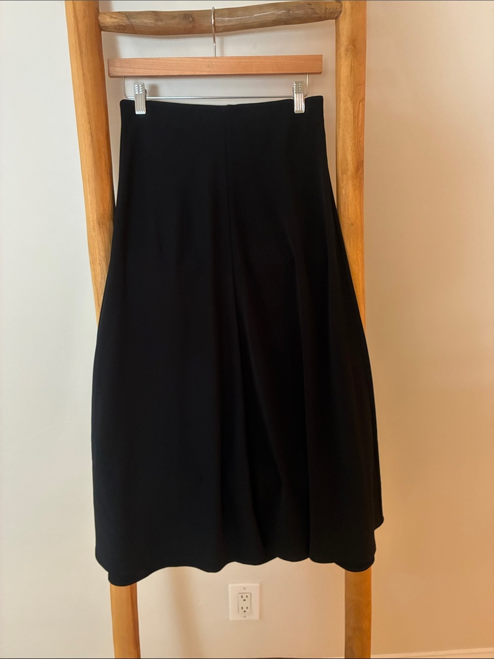 Babaton Black A-Line Midi Skirt